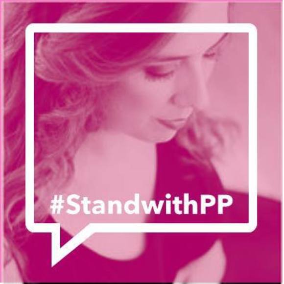 Meet your Posher, Roxy - Picture 2 of 2